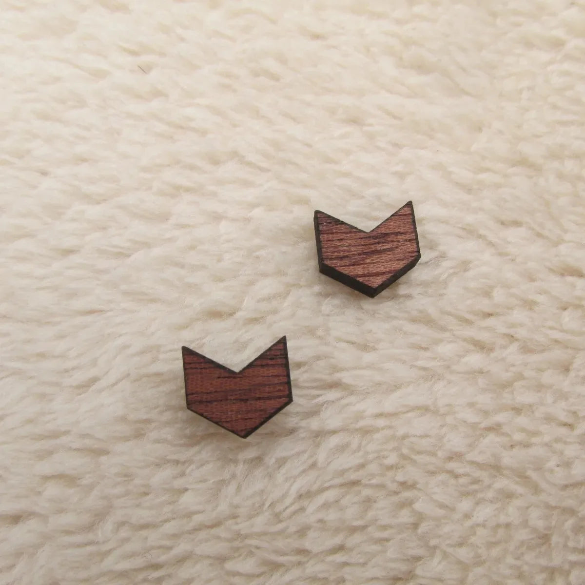 10pcs Unfinished Mini Wooden Cabochon, Laser Cut Blanks, Wood Chevr Cutout for Earring Stud Making, Jewelry Supplies, DIY