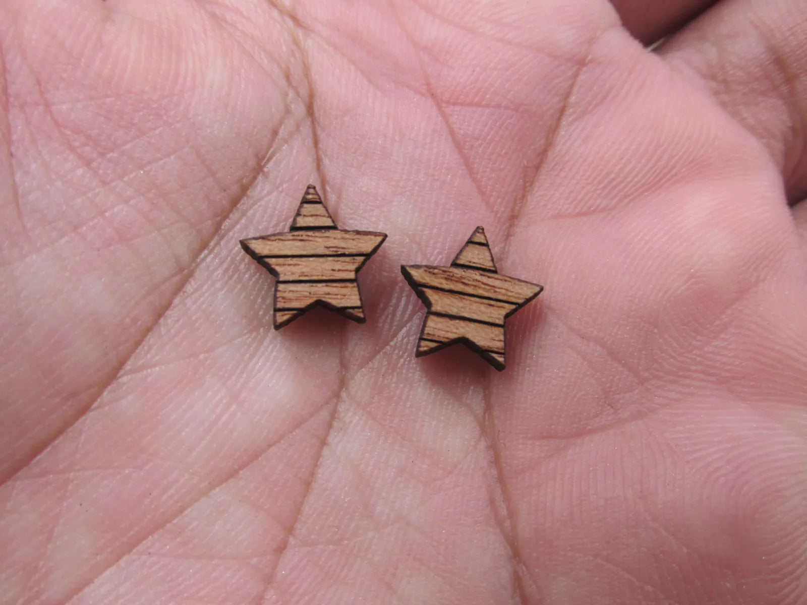 5 Pair Unfinished Blank Wood Cabochon Circle Rectangle Rainbows Heart Star Flags Wooden Cutout Shapes For DIY Earrings Supplies