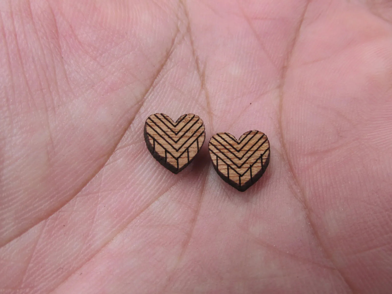 5 Pair Unfinished Blank Wood Cabochon Circle Rectangle Rainbows Heart Star Flags Wooden Cutout Shapes For DIY Earrings Supplies