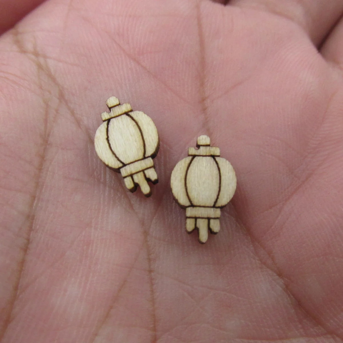 5 Pair Unfinished Blank Wooden History Month Cabochon Lunar New Year Amulet Firecracker Lantern Post Wood Earrings Stud