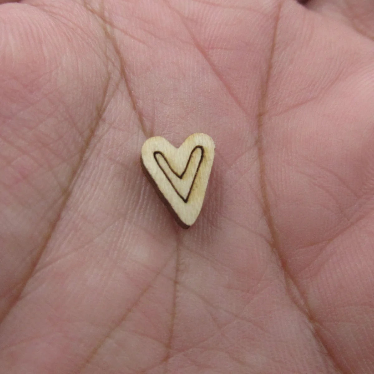 5 Pair Unfinished Blank Wood Cabochon Mini Valentines Day Sketch Two Tone Striped Heart Post Ladies Earrings Stud