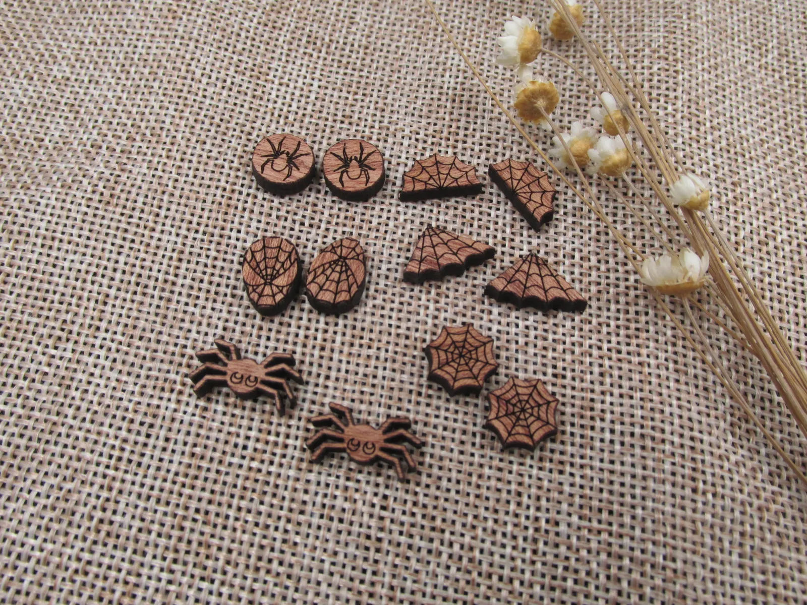 5 Pair Unfinished Blank Laser Cut Wood Cabochon Holidays Halloween Spider Wooden Cutout Shapes For DIY Stud Earrings Supplies