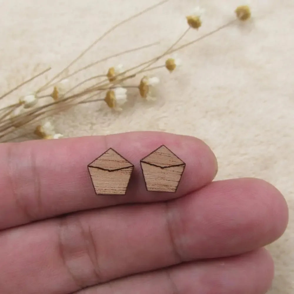 10pcs Unfinished Blank Solid Wood Geometric Pentagon Diamond Shapes, DIY Wood Crafts Stud Earrings Accessories, Jewelry Making Proj