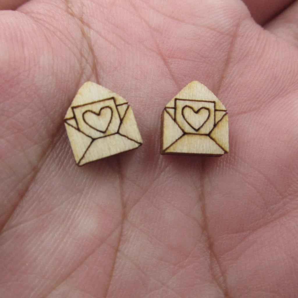 5 Pair Unfinished Blank Wooden Cabochon Valentines Day Truck Happy Face Speech Bubble Post Love Letter Wood Earrings Stud