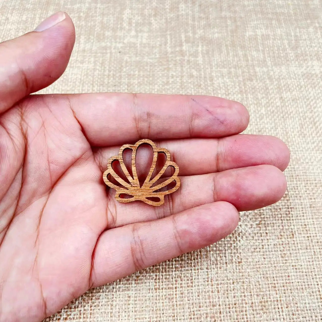 6pcs Unfinished Wooden Ocean Beach Seashell Charms Shell Earring Pendants For Jewelry Making DIY Handmade Crafte