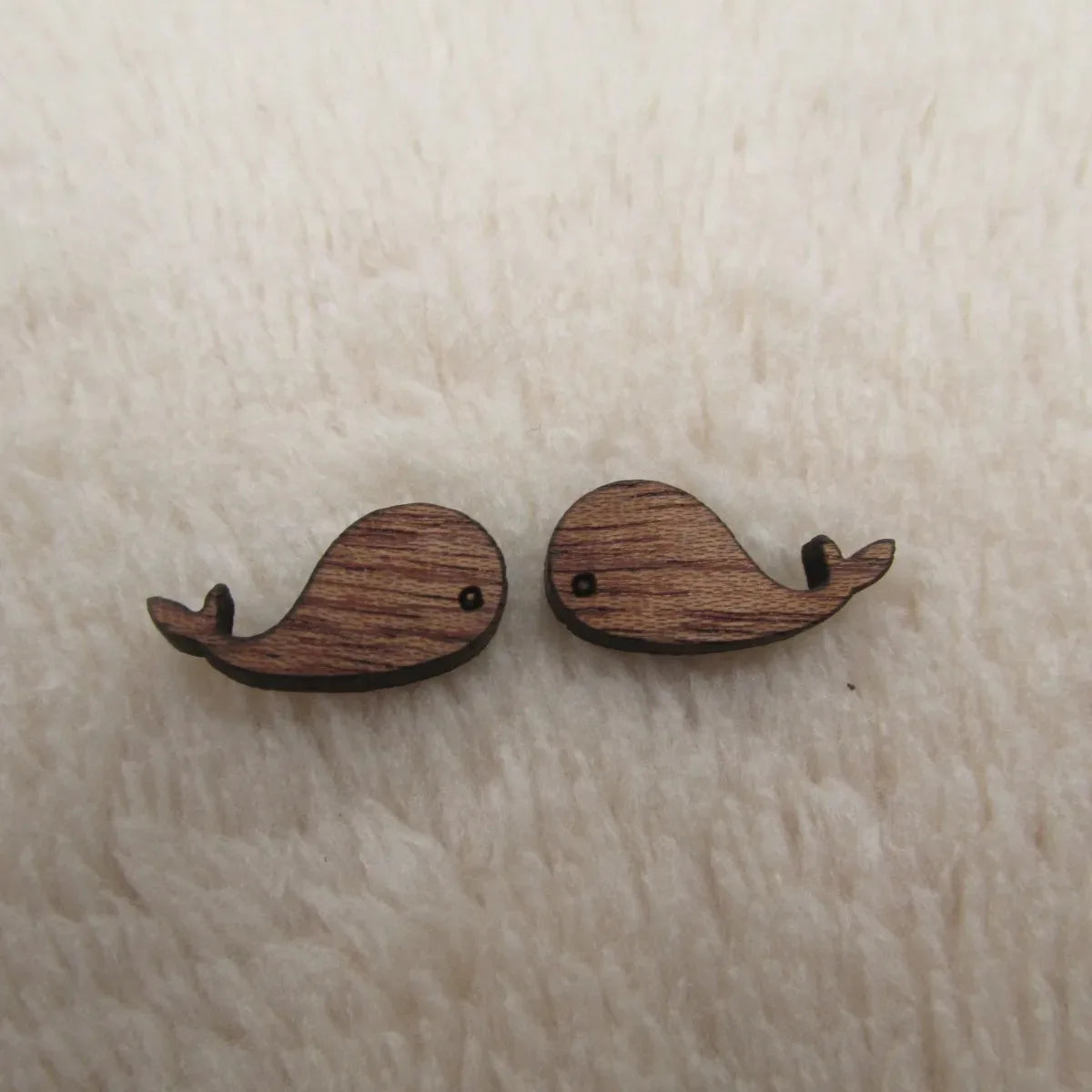 Laser Cut Unfinished Wooden Cabochon, Sea Animal whale, Jewelry Accessory for DIY Handmade Earring, Stud Pin