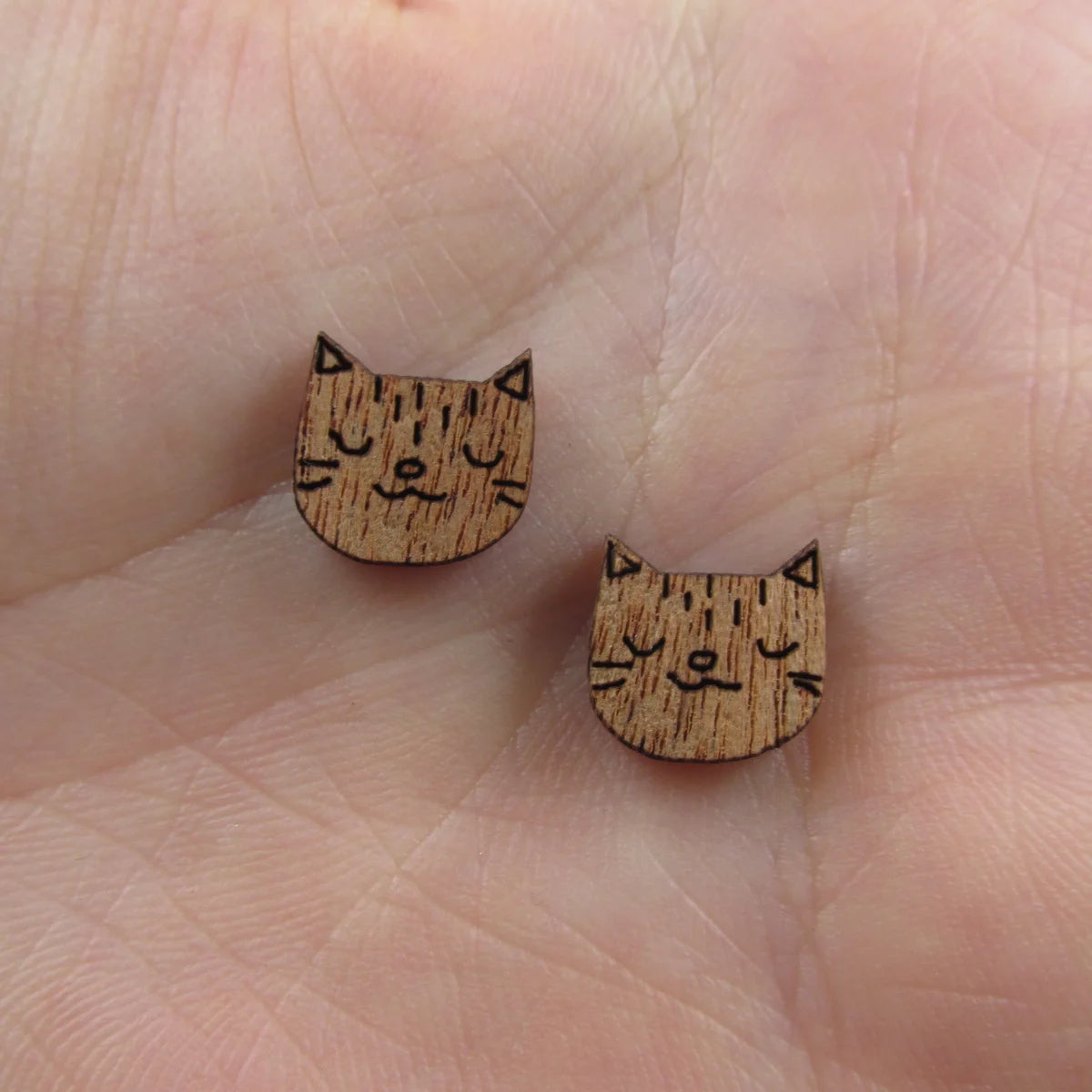 5 Pair Unfinished Blank Home Animal Wood Cute Cat Head  Wooden Cutout Shapes For DIY Stud Earrings Supplies
