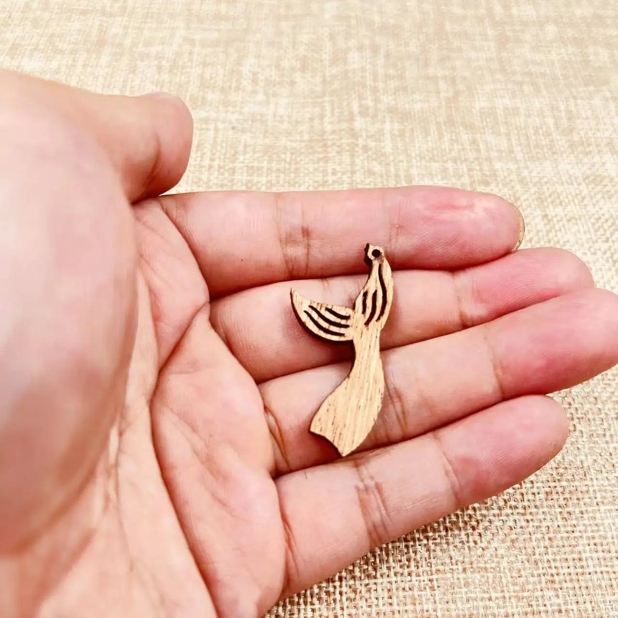 6pcs Unfinished Wooden Sea Animal Ocean Mermaid Fish Whale Tail Charms Earring Pendants For Jewelry Making DIY Handmade Crafte