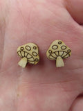 10pcs Unfinished Blank Tiny Mushroom Shape Mini Wood Stud Earring Lady Post Cabochon Handmade Charms