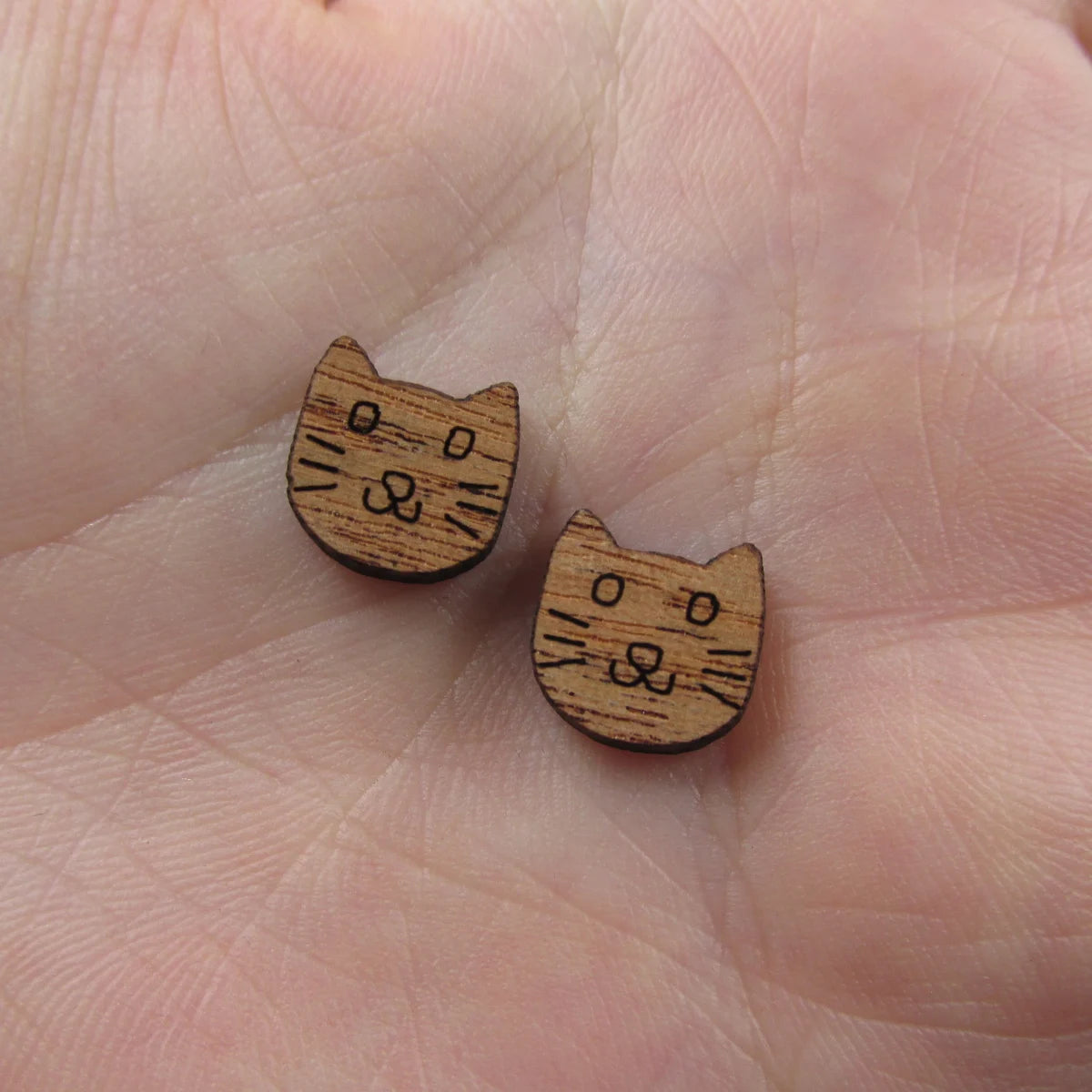 5 Pair Unfinished Blank Home Animal Wood Cute Cat Head  Wooden Cutout Shapes For DIY Stud Earrings Supplies