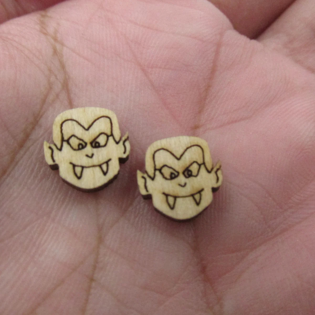 5 Pair Unfinished Blank Wooden Halloween Black Moon Cat Cabochon Spider Post Vampire Wood Earrings Stud Jewelry Finding