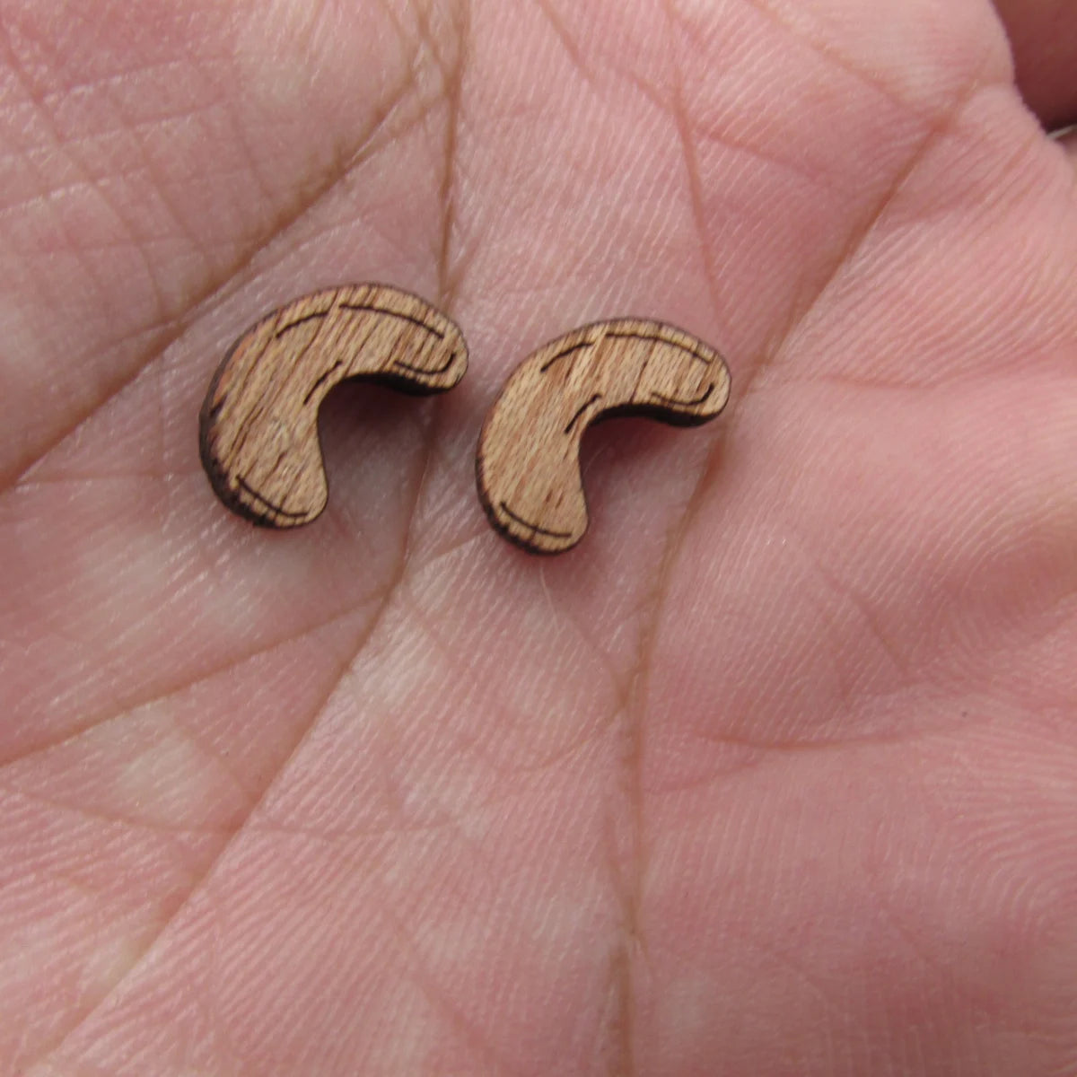 5 Pair Unfinished Blank Autumn Falls Leaves Wooden Nut Nutshell Cabochon Wood Shape Cutouts For DIY Craft Earring Stud