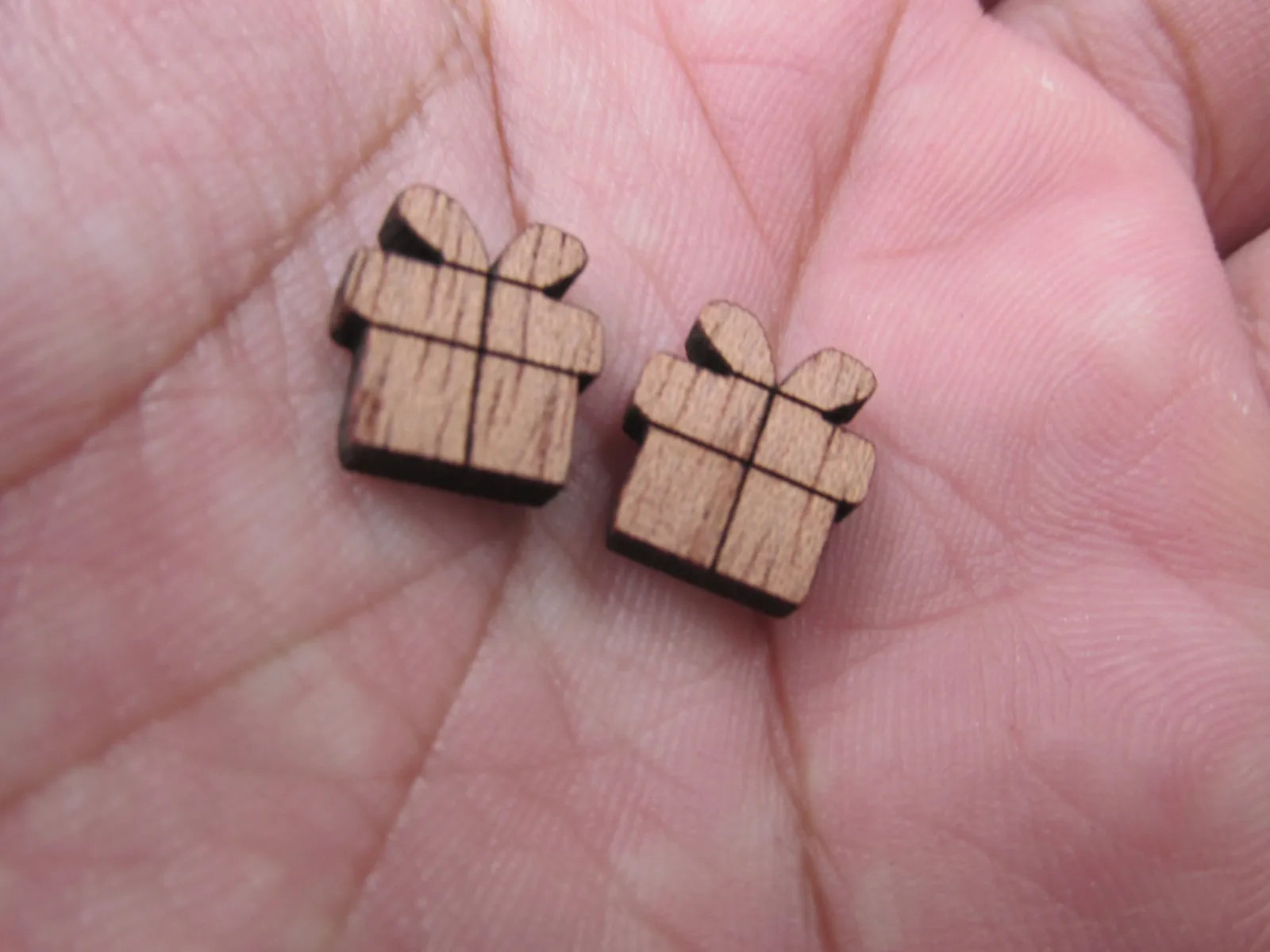 5 Pair Unfinished MINI Wood Cabochon Christmas Present Gift Box Wooden Cutout Shapes For Paint  DIY Stud Earrings Supplies