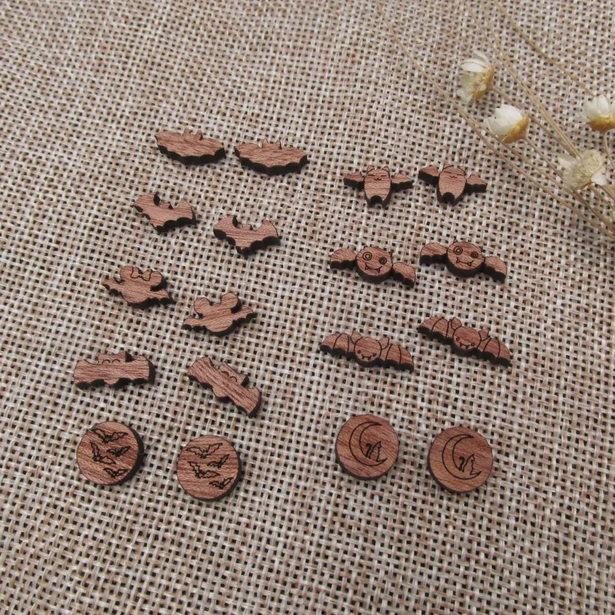 5 Pair Unfinished Blank Wood Cabochon Holidays Halloween Bats and Moon  Wooden Cutout Shapes For DIY Stud Earrings Supplies