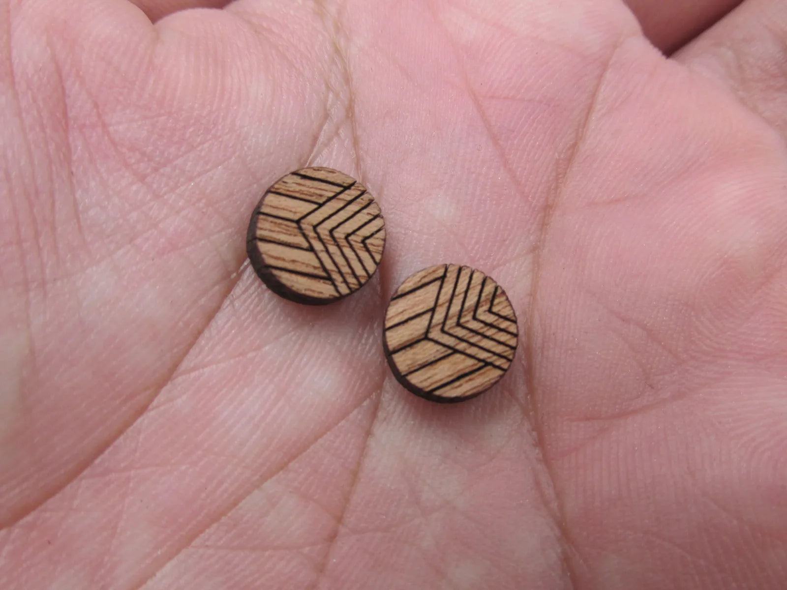 5 Pair Unfinished Blank Wood Cabochon Circle Rectangle Rainbows Heart Star Flags Wooden Cutout Shapes For DIY Earrings Supplies