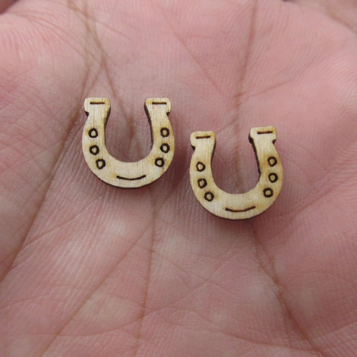 5 Pair Unfinished Blank Wooden Horseshoe Cabochon Post Wood Earrings Stud St Patricks Day Gifts
