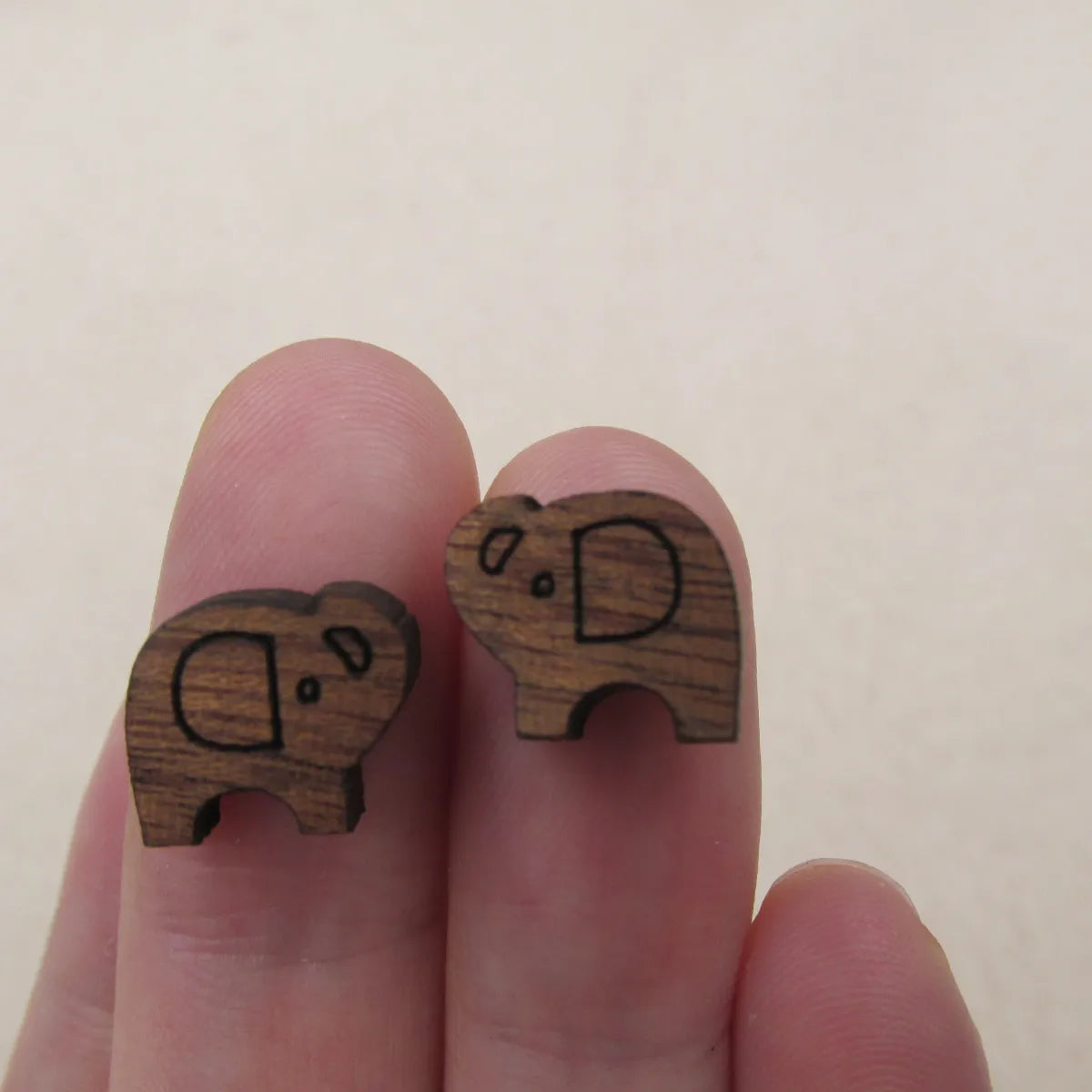 5 Pair Tiny Animal Elephant Wooden Cabochon Accessories Unfinished Wood Charms For DIY Handmade Earring Stud