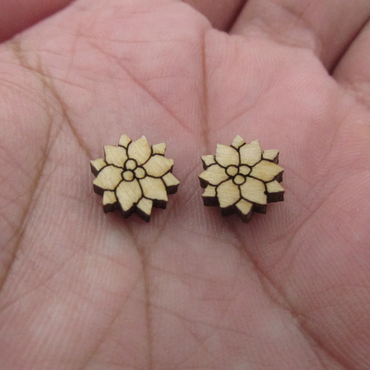 5 Pair Unfinished Blank Christmas Wooden Santa Cabochon Peppermint Candy Poinsettia Post Christmas Bell Wood Earrings Stud