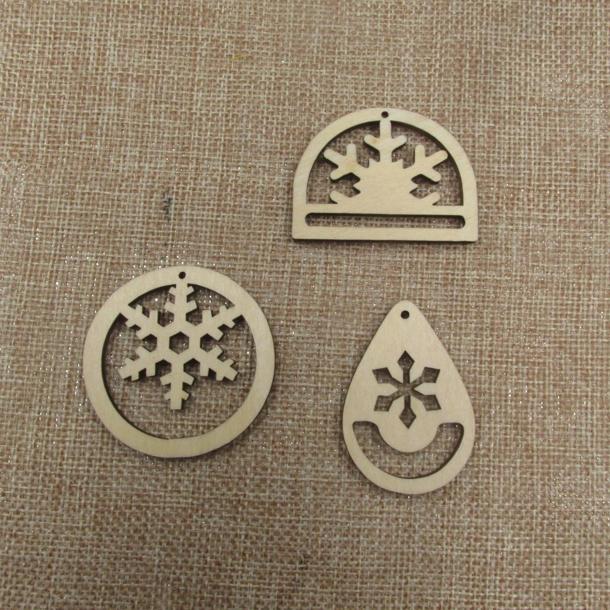 10pcs Unfinished Wood Blanks Snowflakes Macrame Christmas Circle Teardrop Shape Wooden Macrame For DIY Earrings Jewelry