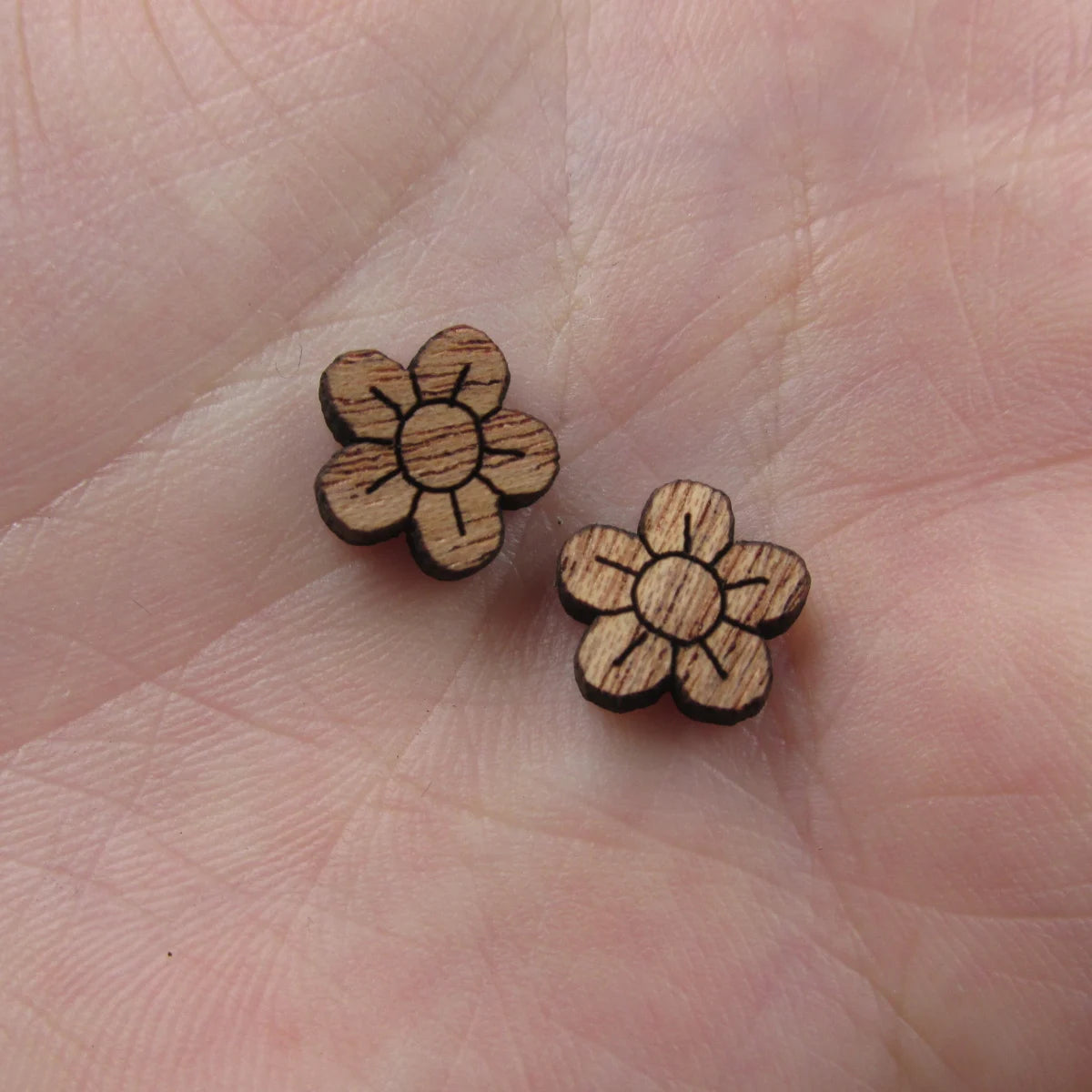 5 Pair Unfinished Blank Plant Wood Flower Icon Wooden Cutout Shapes For DIY Stud Earrings Supplies