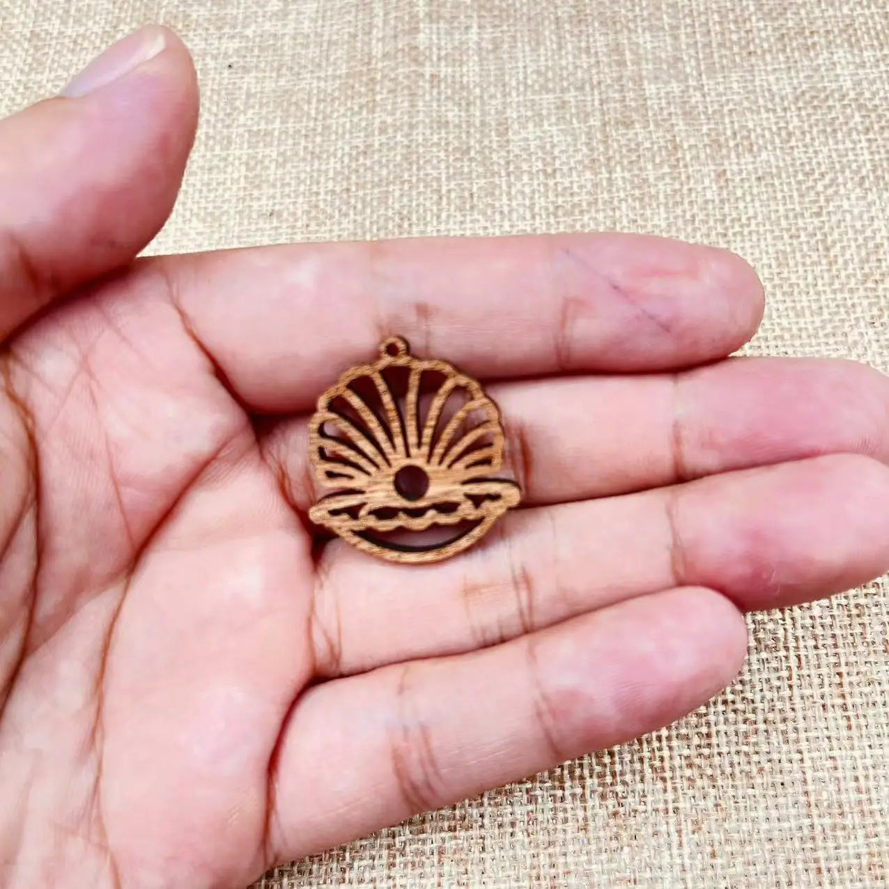 6pcs Unfinished Wooden Ocean Beach Seashell Charms Shell Earring Pendants For Jewelry Making DIY Handmade Crafte