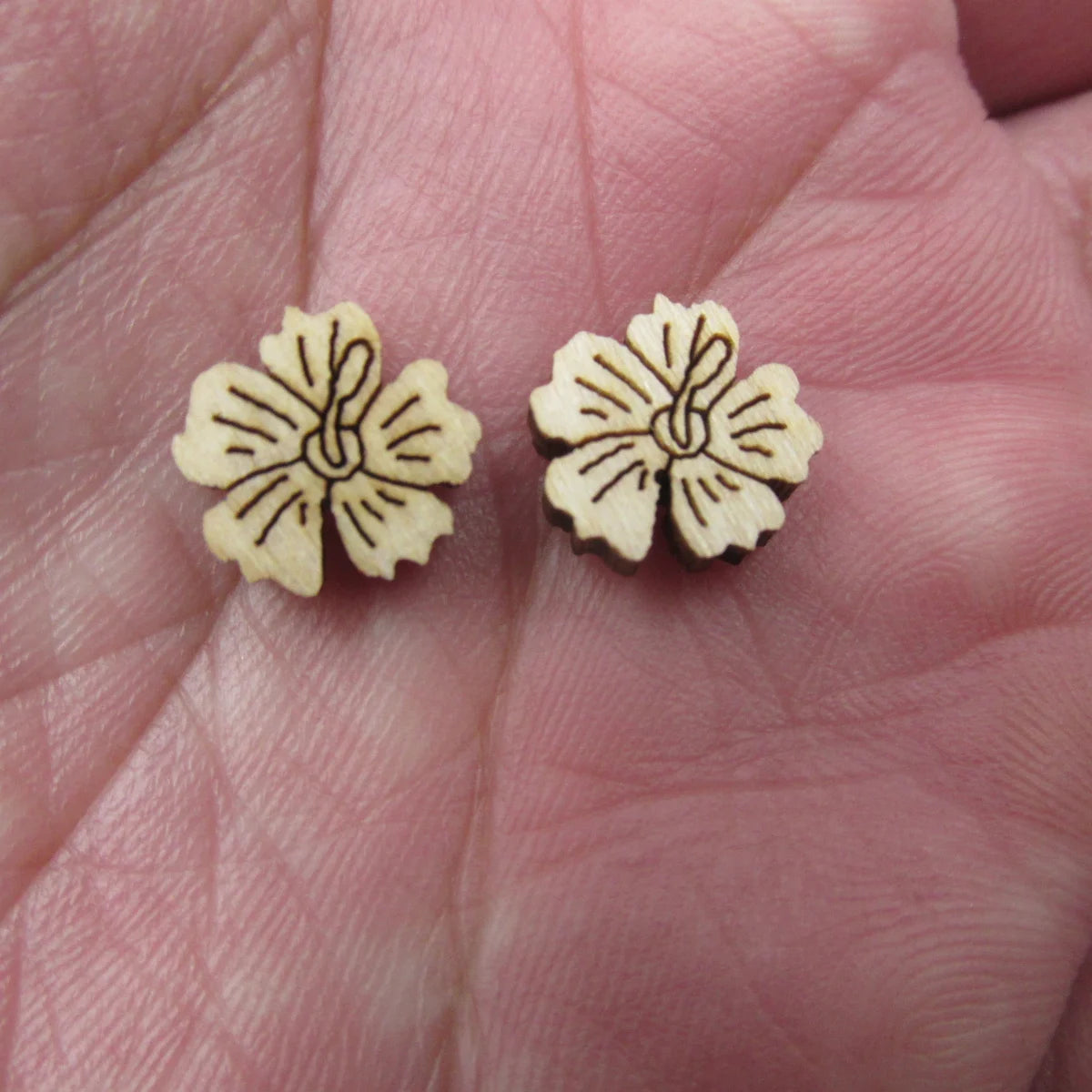10pcs Unfinished Blank Tiny Hibiscus Flower Shape Mini Wood Stud Earring Post Cabochon Handmade Charms
