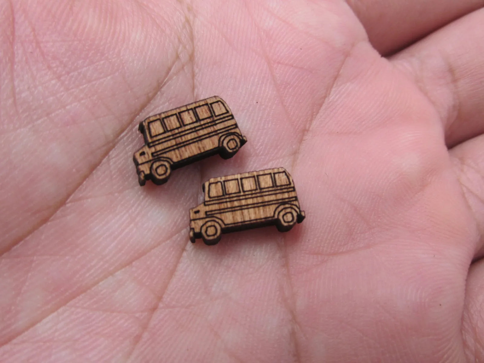 5 Pair Back to School Unfinished Blank Wood Cabochon Schools Bus Wooden Cutout Shapes For DIY Stud Earrings Supplies