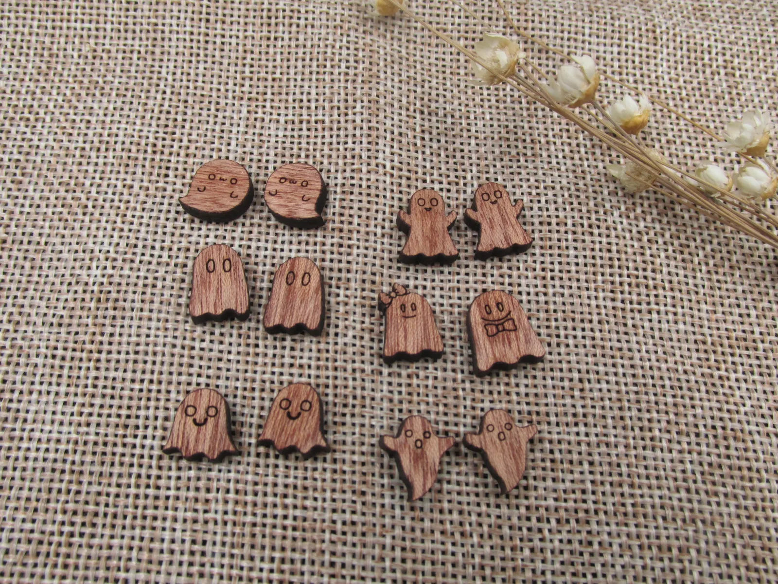 5 Pair Unfinished Blank Laser Cut Wood Cabochon Holidays Halloween Ghost Wooden Cutout Shapes For DIY Stud Earrings Supplies