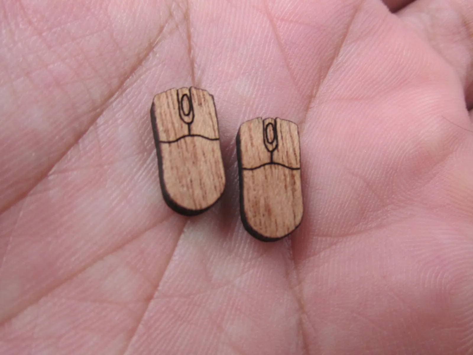5 Pair Unfinished Blank Wood Cabochon Game Head Controler Mouse  Wooden Cutout Shapes For DIY Earrings Supplies