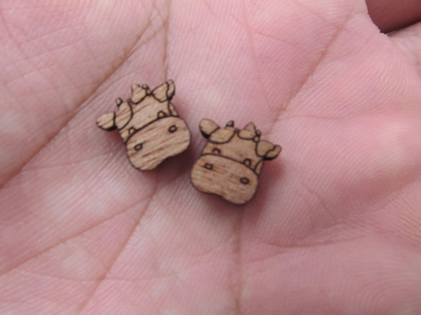 5 Pair Unfinished Blank Home farm Animal Wooden Cow Cabochon Charms Wood Shape Cutouts For DIY Craft  Earring Stud
