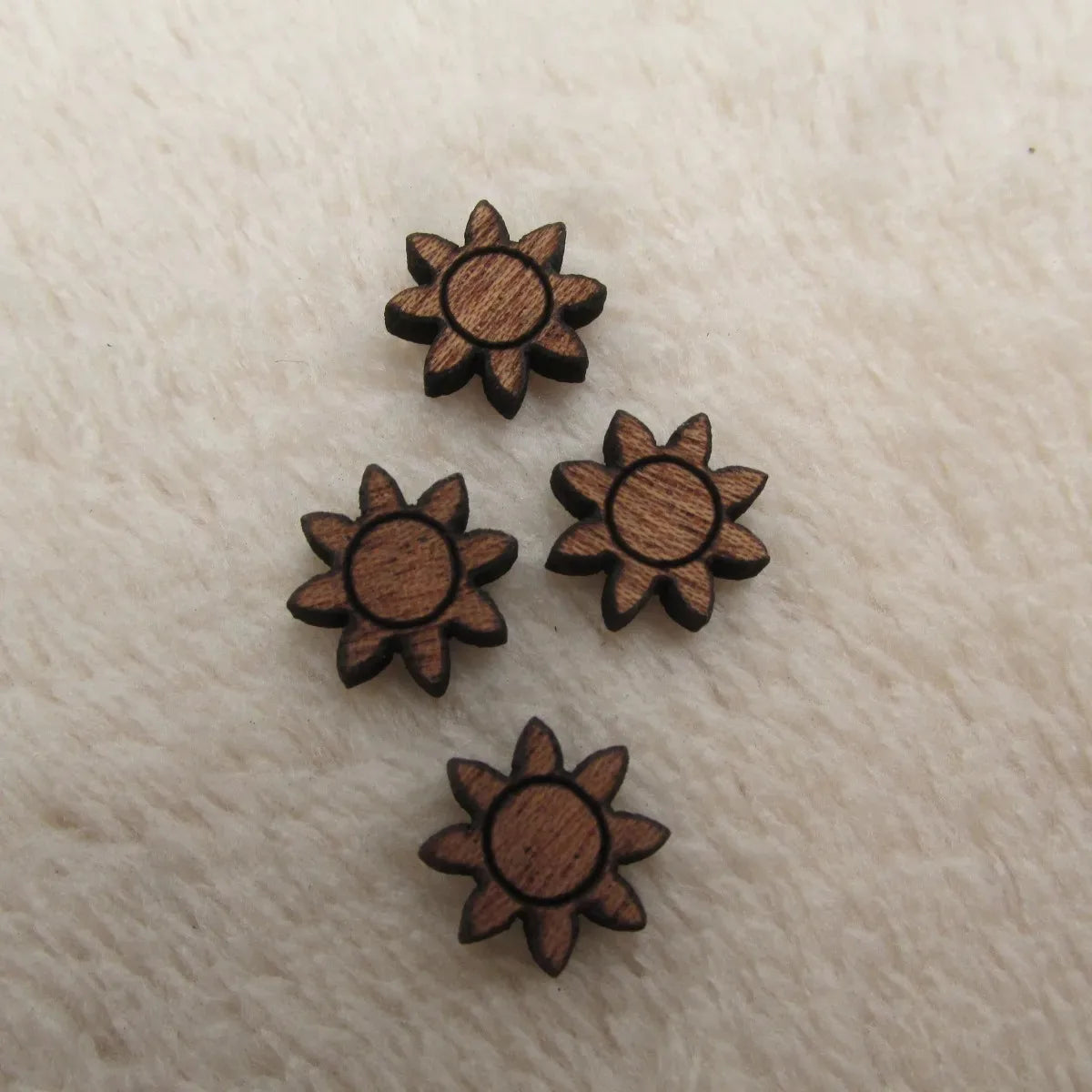 10pcs Unfinished Wood Cabochon Flower Icon, Laser Cut Engraving, DIY Craft Scrapbook Jewelry, Earrings Charm, Pendant Making