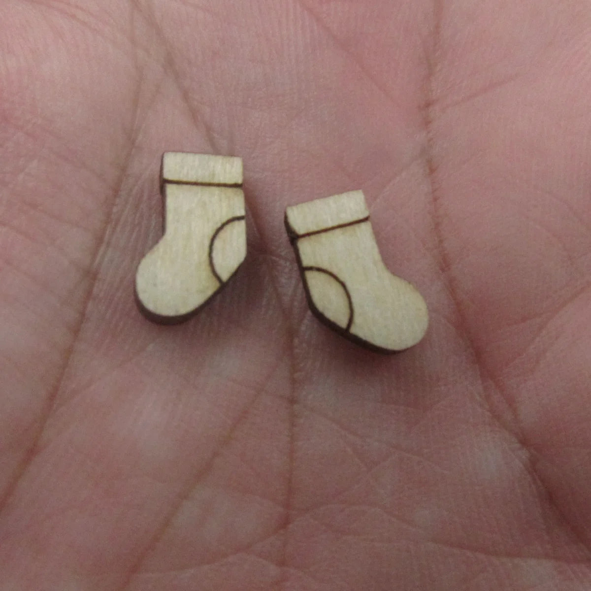 5 Pair Unfinished Blank Wooden Christmas Elf Hat Cabochon Angel Wings Post Christmas Stocking Gingerbread House Earrings Stud