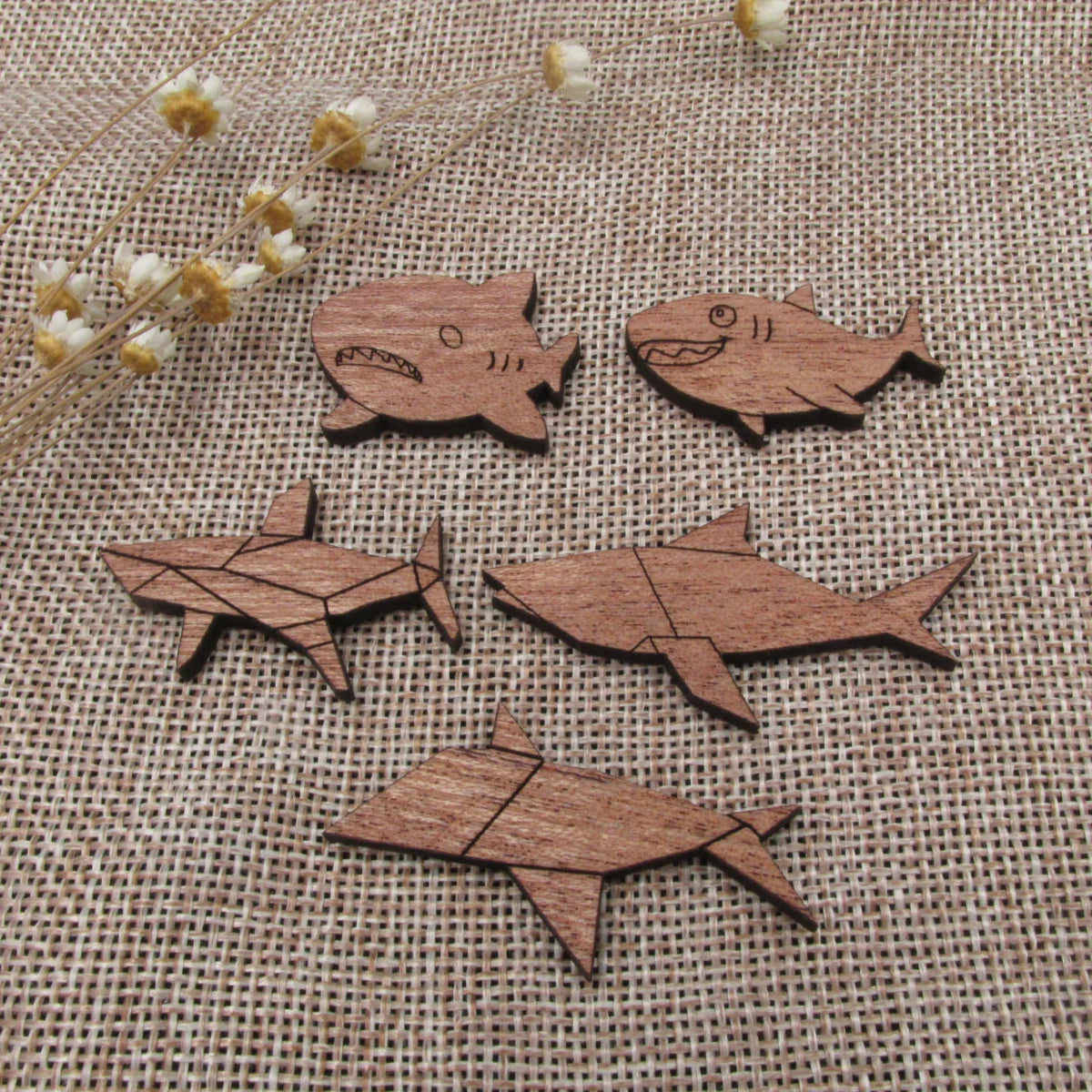 3 Pair Unfinished Ocean Animal Wooden Shark Fish Shape Cutout For Brooches Pin Magnet Pendant Charms Diy Making
