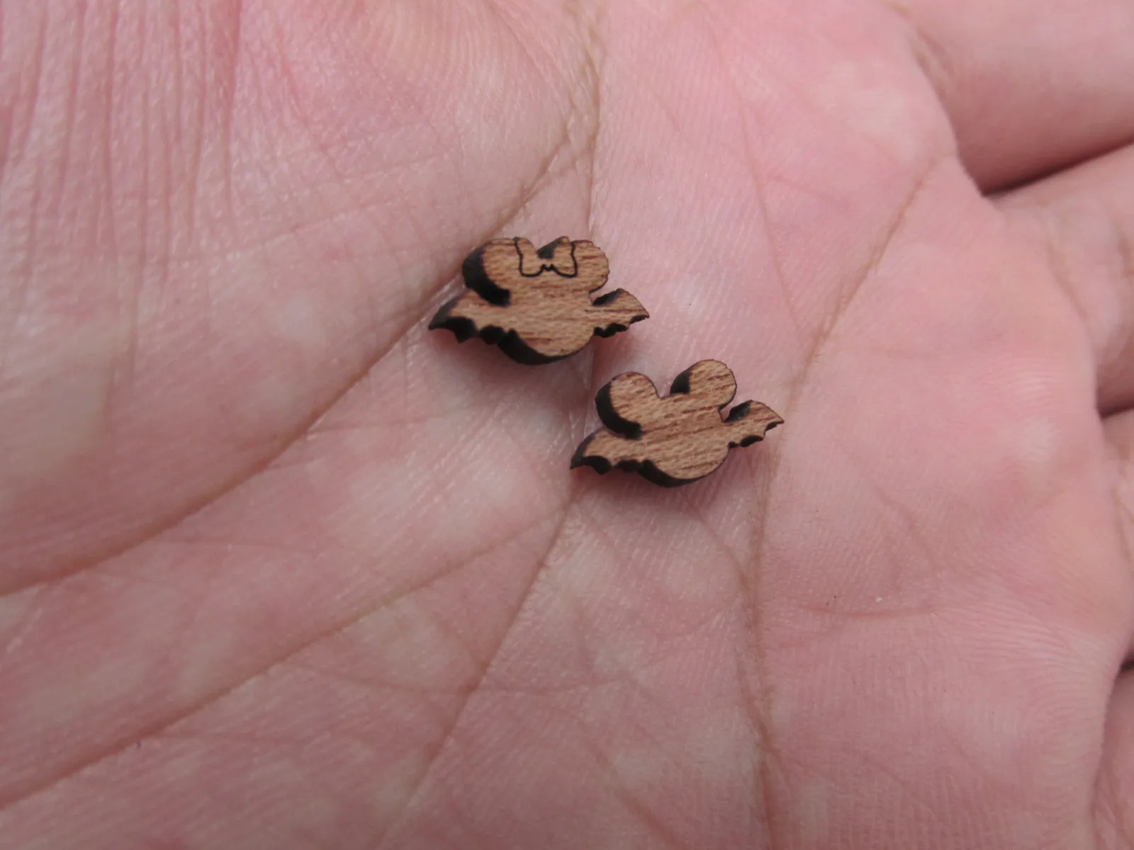 5 Pair Unfinished Blank Wood Cabochon Holidays Halloween Bats and Moon  Wooden Cutout Shapes For DIY Stud Earrings Supplies