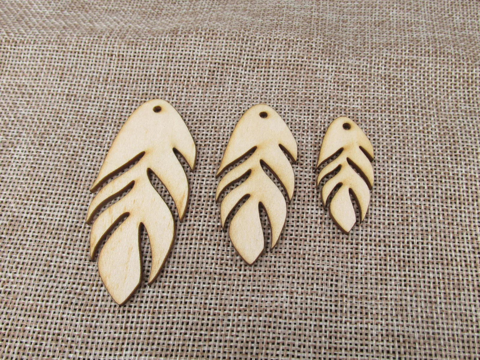 Unfinished Laser Cut Wooden Earrings Blank Pendant Wood Feather Shapes For DIY Jewelry Project Making