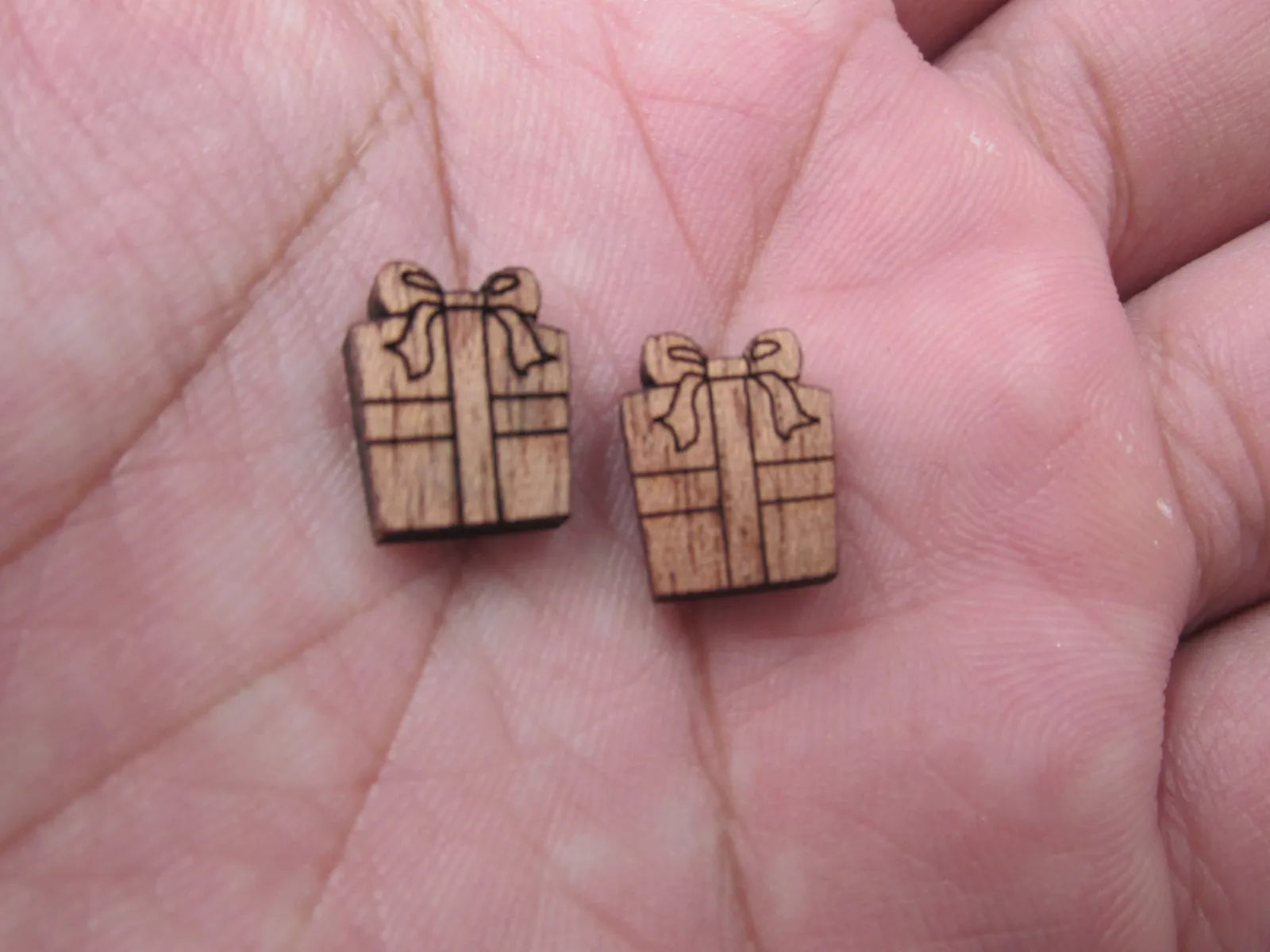 5 Pair Unfinished MINI Wood Cabochon Christmas Present Gift Box Wooden Cutout Shapes For Paint  DIY Stud Earrings Supplies