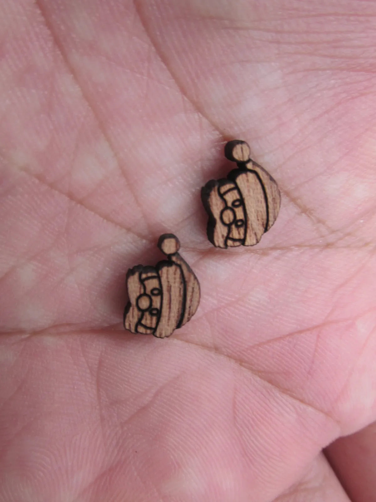 5 Pair Unfinished Blank Wood Cabochon Christmas Santa Claus Wooden Cutout Shapes For Paint Kit Craft  DIY Stud Earrings Supplies