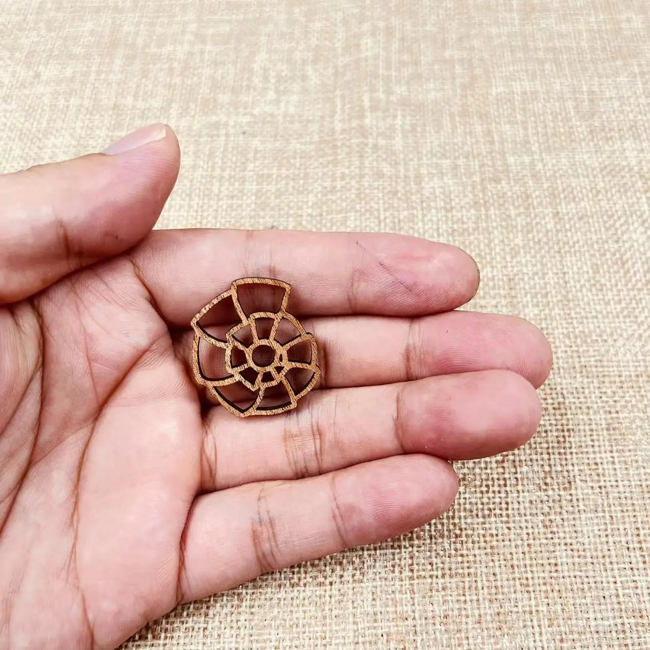 6pcs Unfinished Wooden Ocean Beach Seashell Charms Shell Earring Pendants For Jewelry Making DIY Handmade Crafte