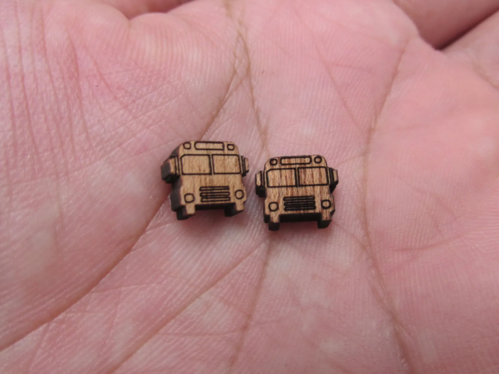 5 Pair Back to School Unfinished Blank Wood Cabochon Schools Bus Wooden Cutout Shapes For DIY Stud Earrings Supplies