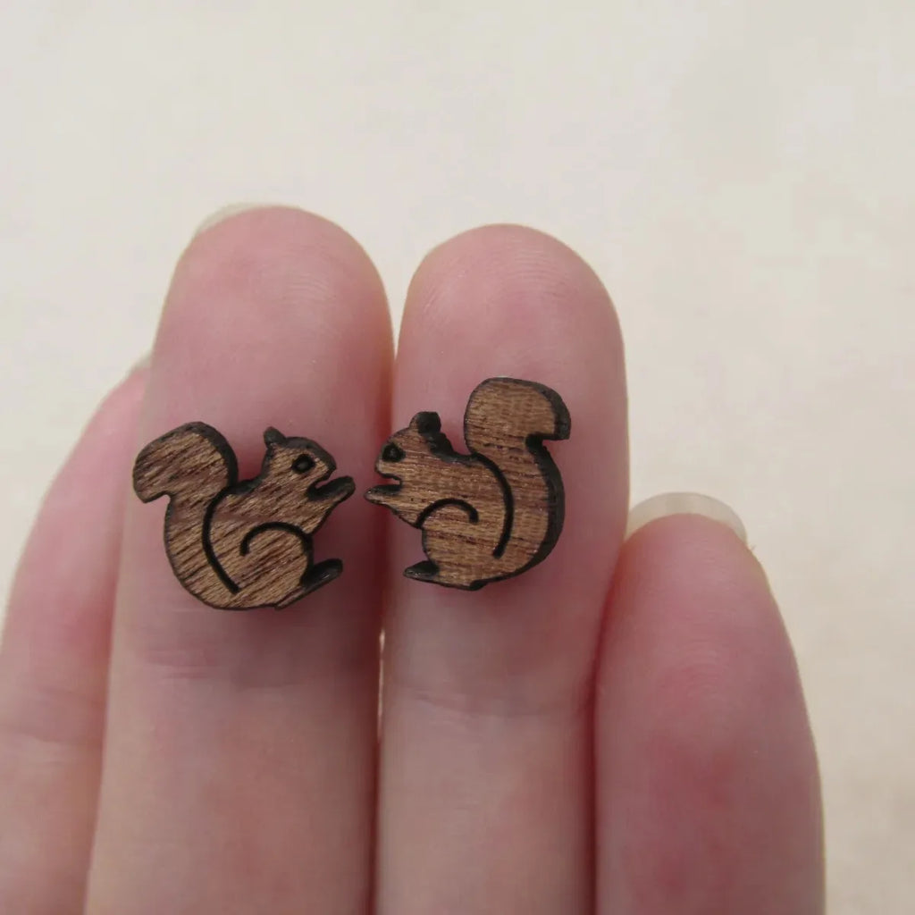 10pcs Laser Cut Wood Cabochon Squirrel Charms, Jewelry Accessory for DIY Handmade Earring, Stud Pin Making