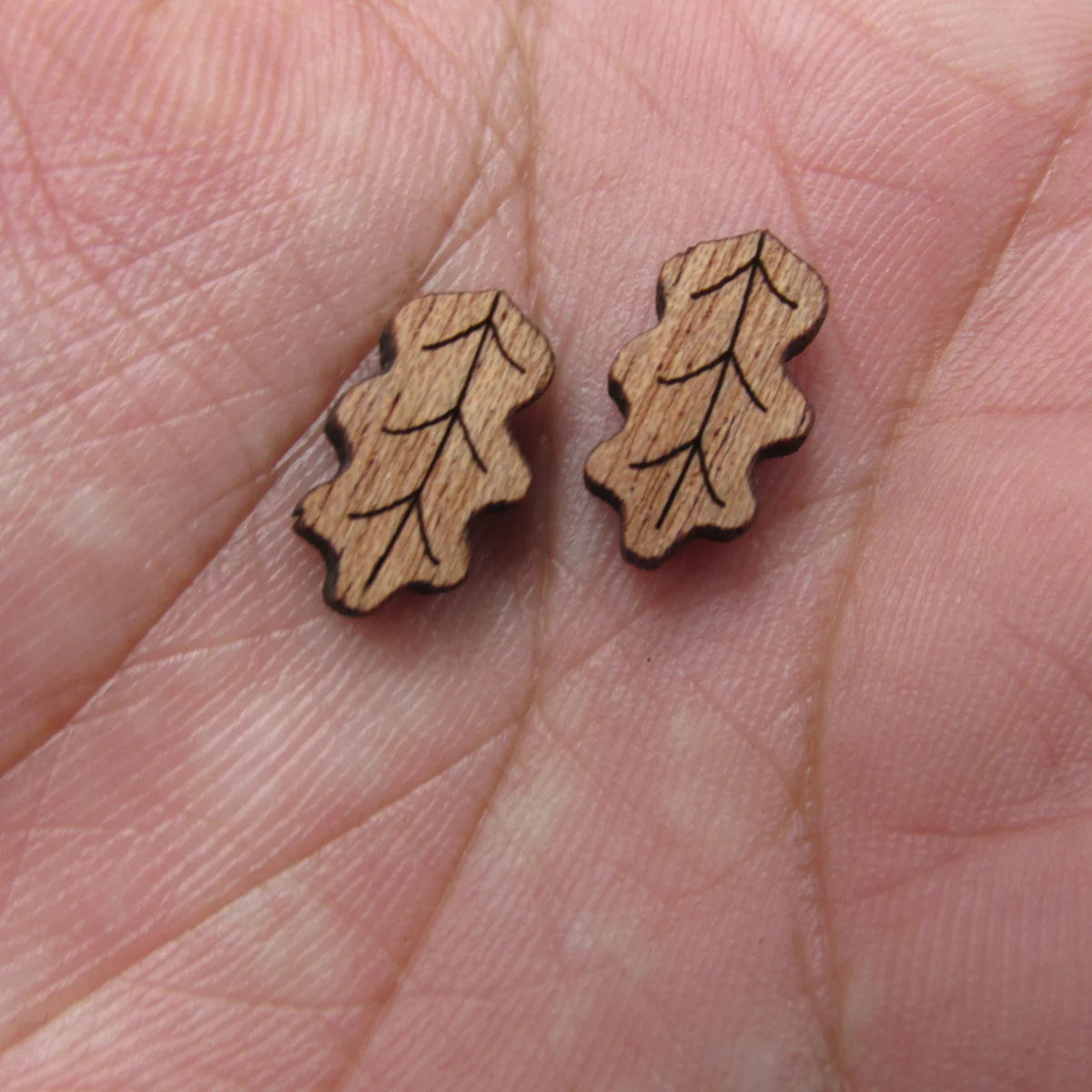 5 Pair Unfinished Blank Autumn Falls Leaves Wooden Maple Leaf Cabochon Wood Shape Cutouts For DIY Craft Earring Stud