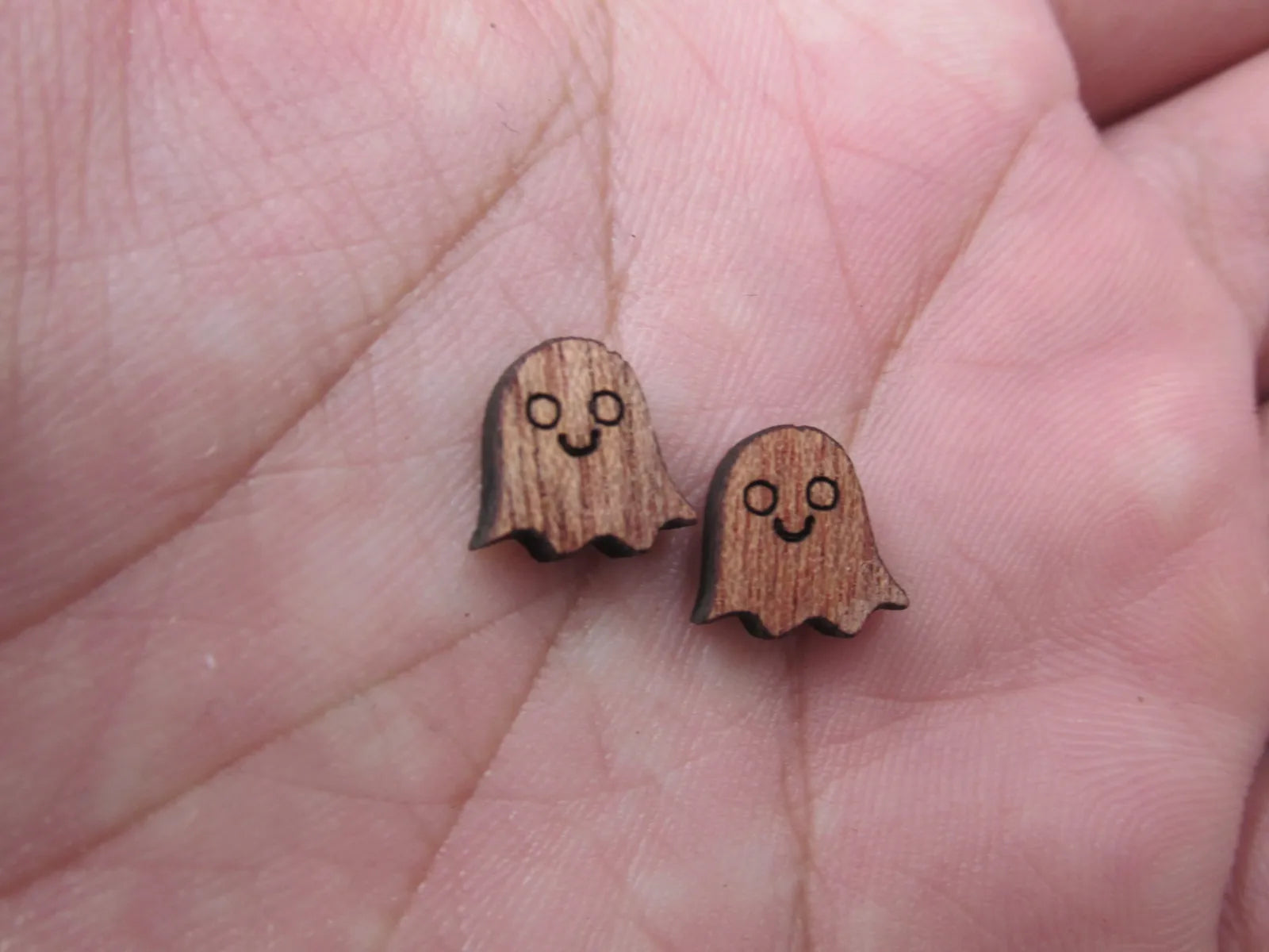 5 Pair Unfinished Blank Laser Cut Wood Cabochon Holidays Halloween Ghost Wooden Cutout Shapes For DIY Stud Earrings Supplies