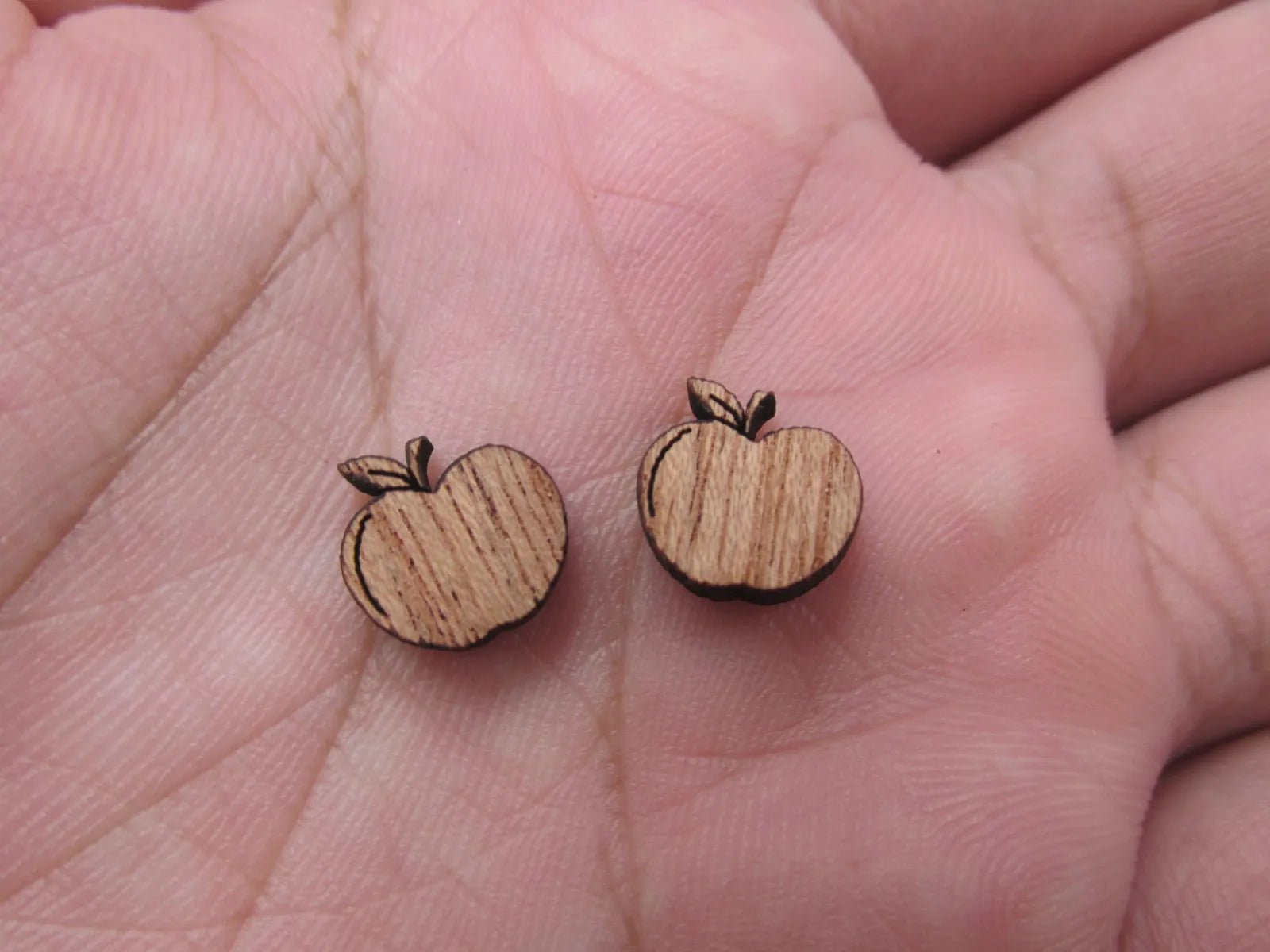 5 Pair Back to School Unfinished Blank Wood Cabochon Apple Wooden Cutout Shapes For DIY Stud Earrings Supplies Teacher Gifts