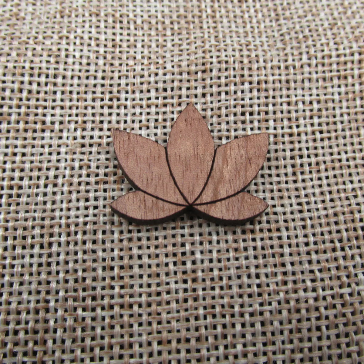 Laser Cut Jewelry Supplies Lotus Flower Unfinished Wooden Charms Pendants For Brooches Necklace  Jewerly Making