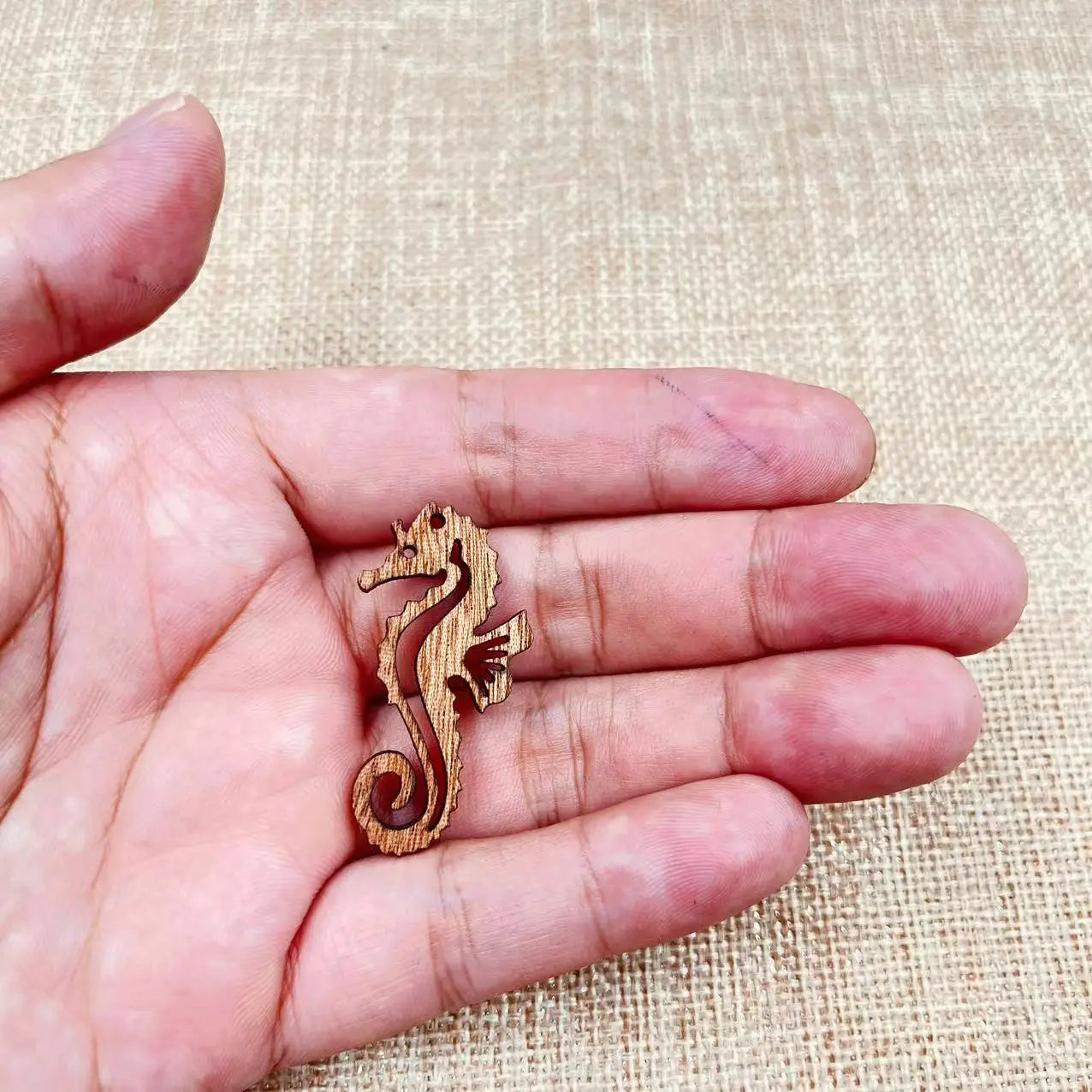 6pcs Unfinished Wood Marine Life Seahorse Charms Earring Pendants For Jewelry Making DIY Handmade Crafte