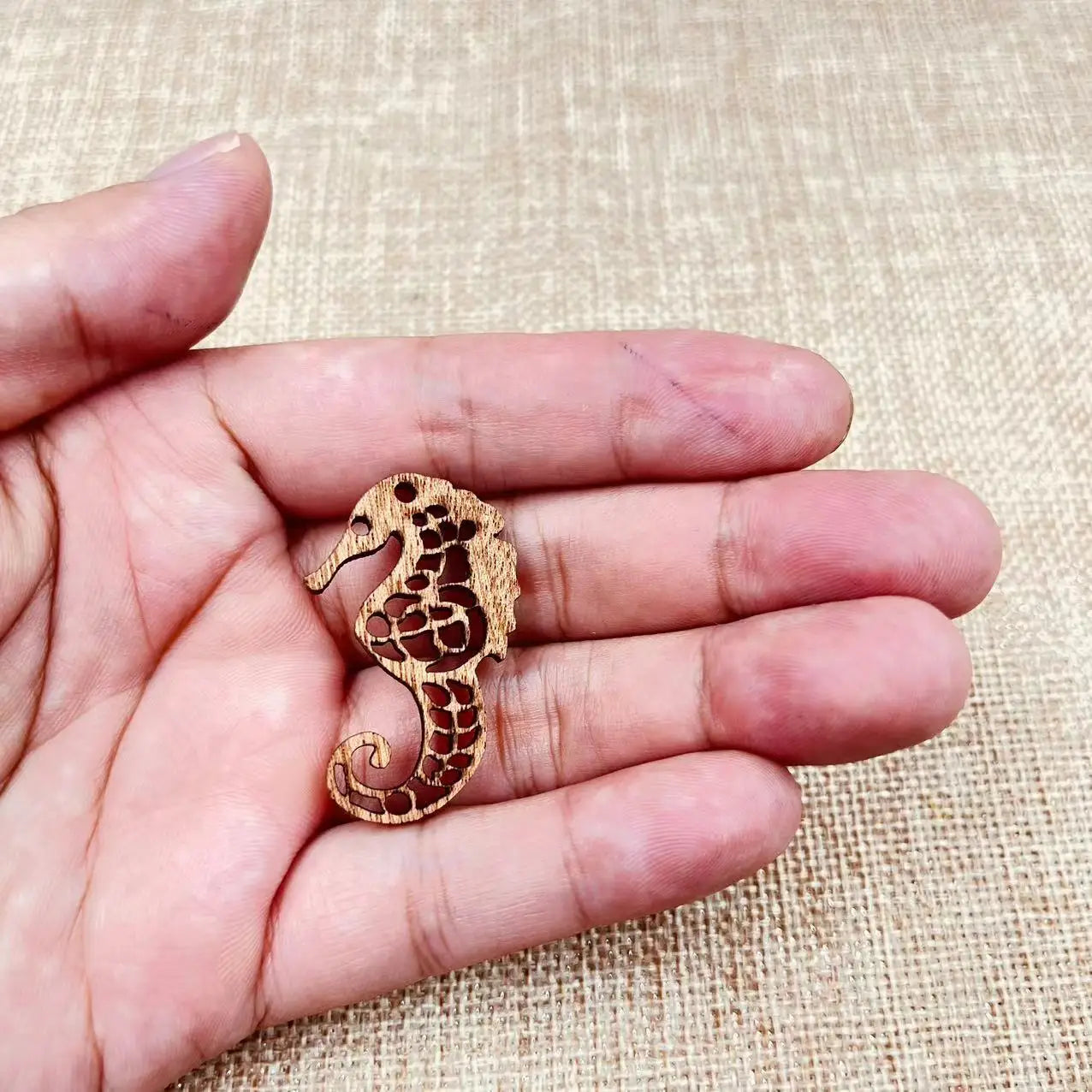 6pcs Unfinished Wood Marine Life Seahorse Charms Earring Pendants For Jewelry Making DIY Handmade Crafte