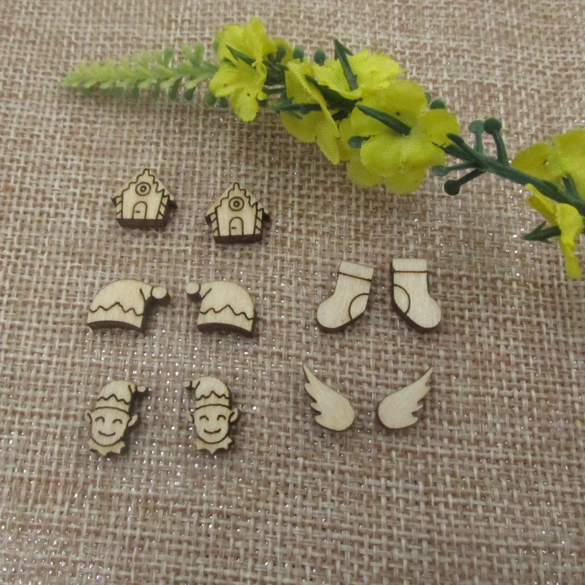 5 Pair Unfinished Blank Wooden Christmas Elf Hat Cabochon Angel Wings Post Christmas Stocking Gingerbread House Earrings Stud