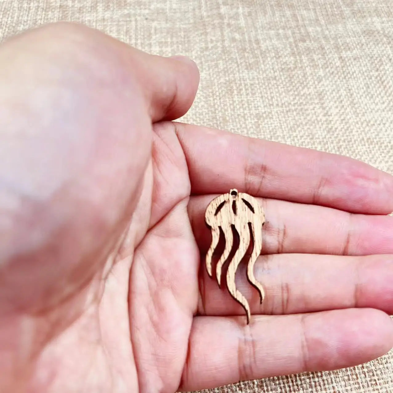 6pcs Unfinished Wood Sea Animal Ocean Jellyfish Charms Jelly Fish Earring Pendants For Jewelry Making DIY Handmade Crafte