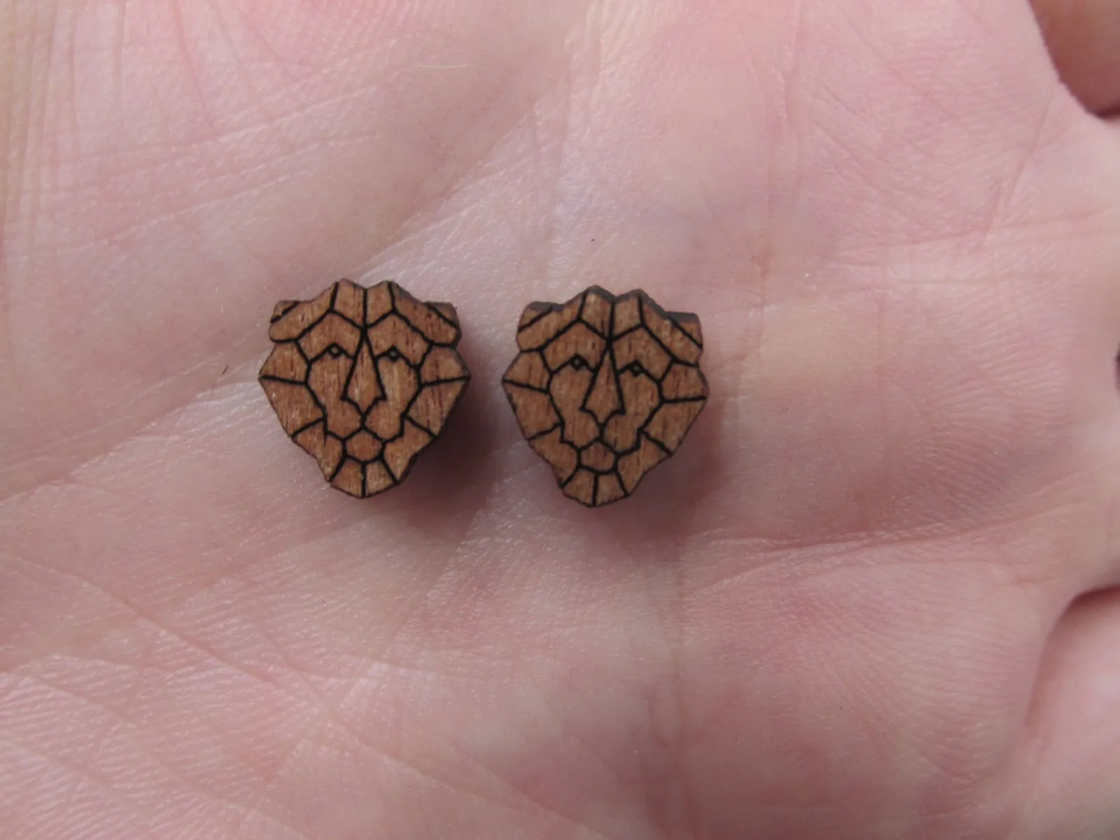 5 Pair Unfinished Woodland Blank Wild Animal Wooden Lion Cabochon Charms Wood Shape Cutouts For DIY Craft  Earring Stud