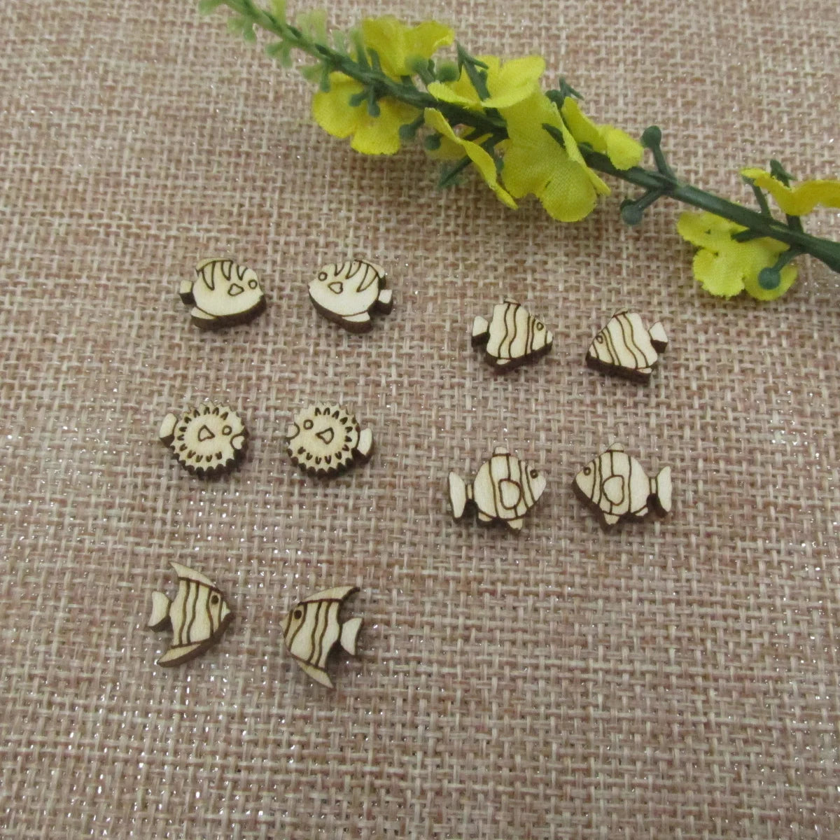 5 Pair Unfinished Blank Wooden Under The Sea Ocean Cabochon Flounder Angel Clown Tropical Fish Post  Wood Earrings Stud